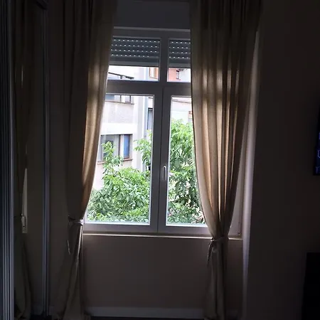 Apartament H&m Lux Downtown New *