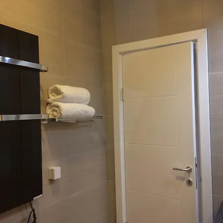 H&m Lux Downtown New